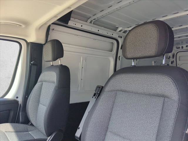 New 2026 RAM ProMaster 2500 FWD image 4