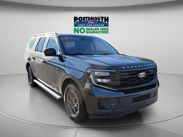 Used 2025 Ford Expedition Max Active AWD/4WD image 21