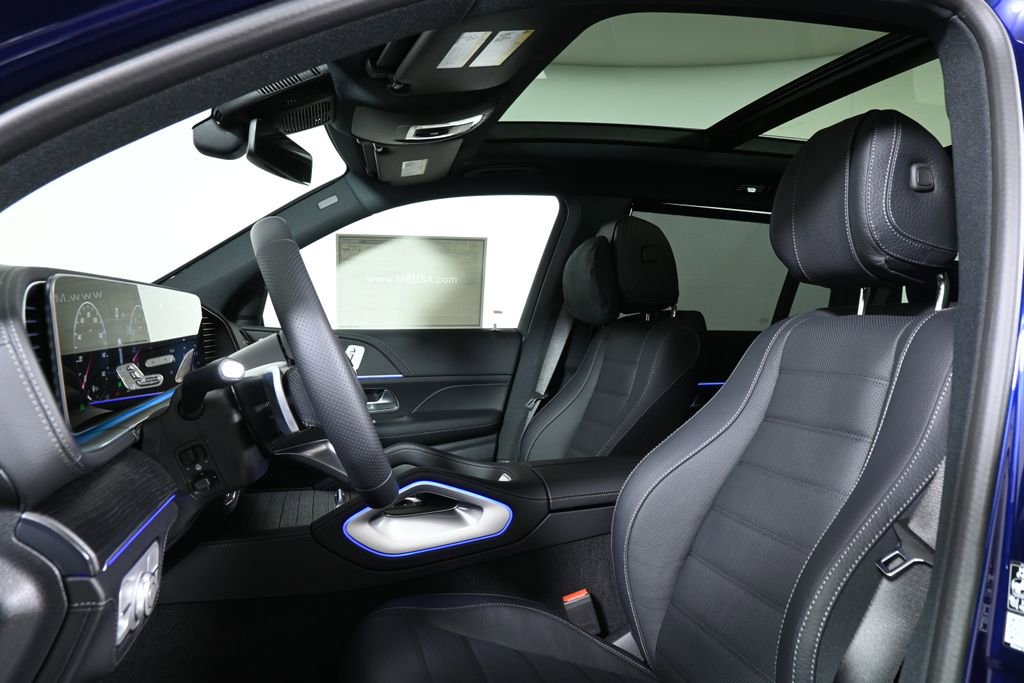New 2026 Mercedes-Benz GLS 580 4MATIC image 13