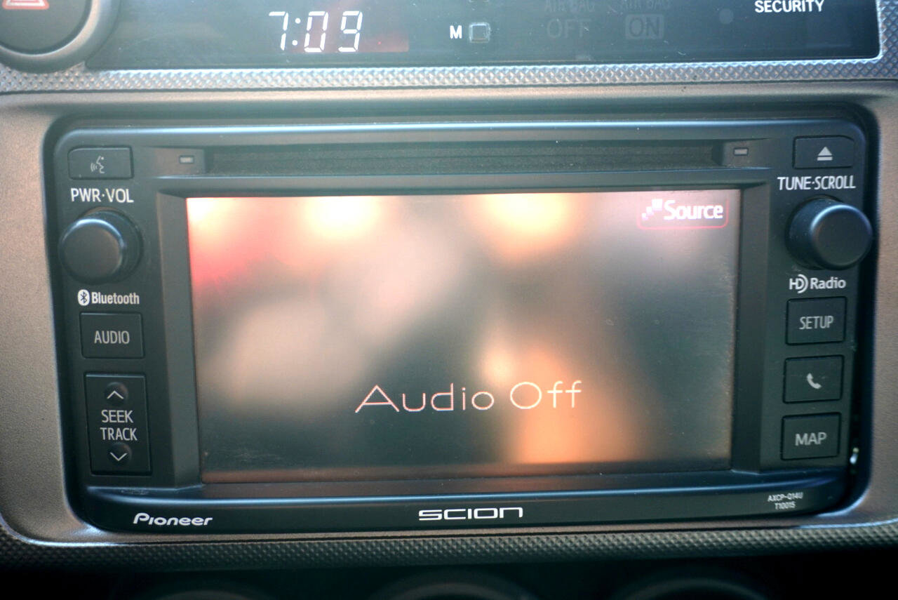 Used 2015 Scion tC image 21