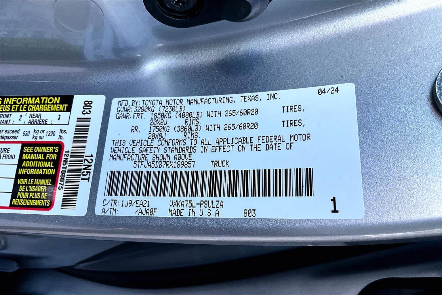 Used 2024 Toyota Tundra Limited AWD/4WD image 33