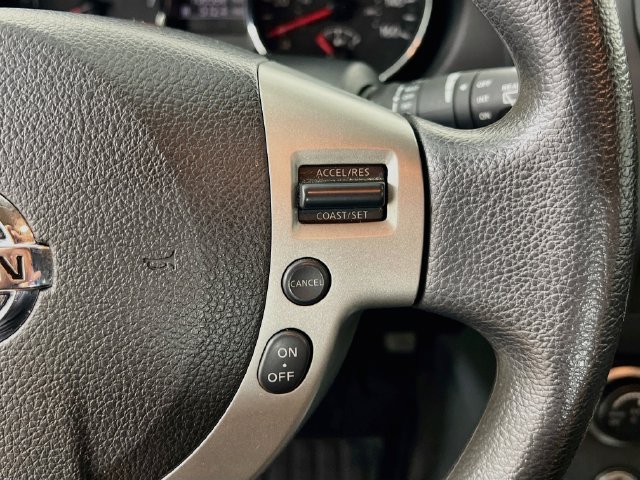 Used 2013 Nissan Rogue SV w/ Premium Pkg AWD/4WD image 31