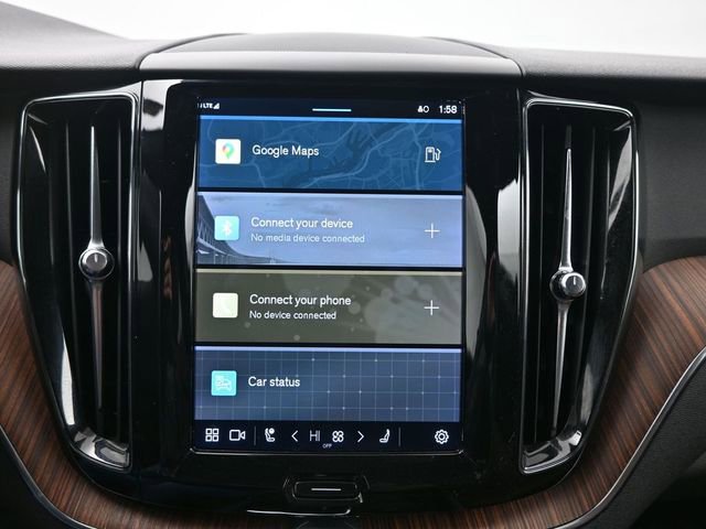 Used 2023 Volvo XC60 B5 Plus w/ Climate Package image 11