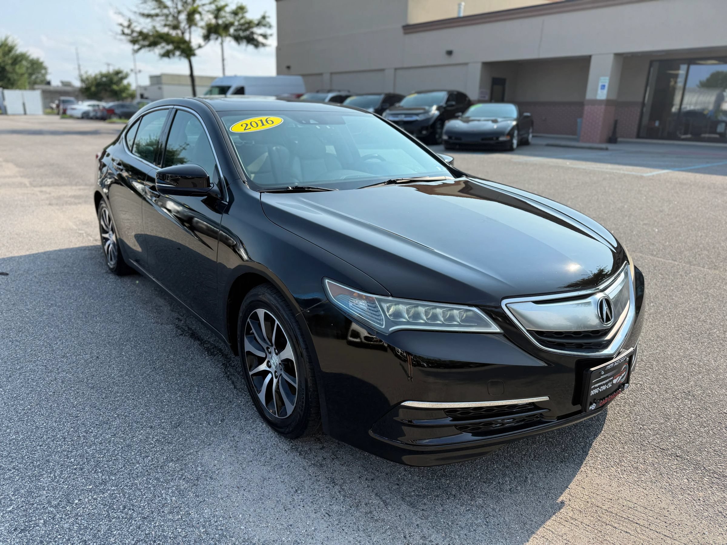 Used 2016 Acura TLX w/ Technology Package FWD image 6