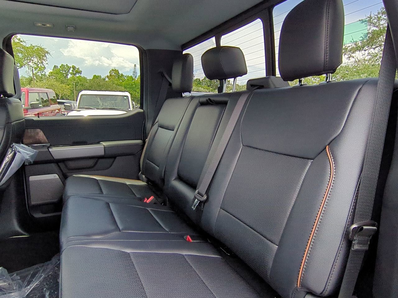 New 2026 Ford F250 4x4 Crew Cab Super Duty image 14
