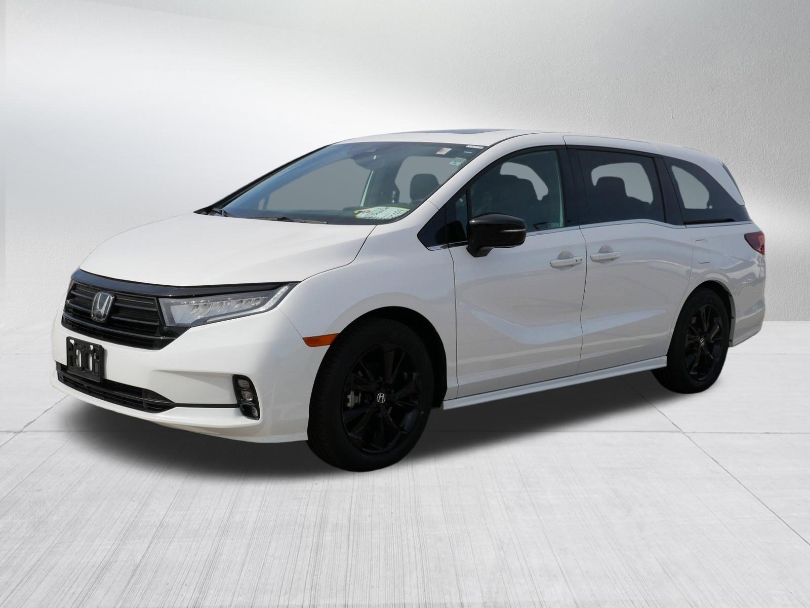 Certified 2023 Honda Odyssey Sport image 3