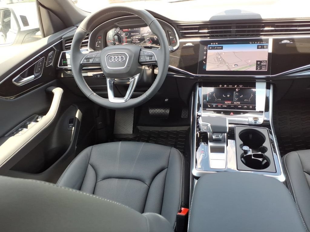 New 2026 Audi Q8 Premium Plus AWD/4WD image 6