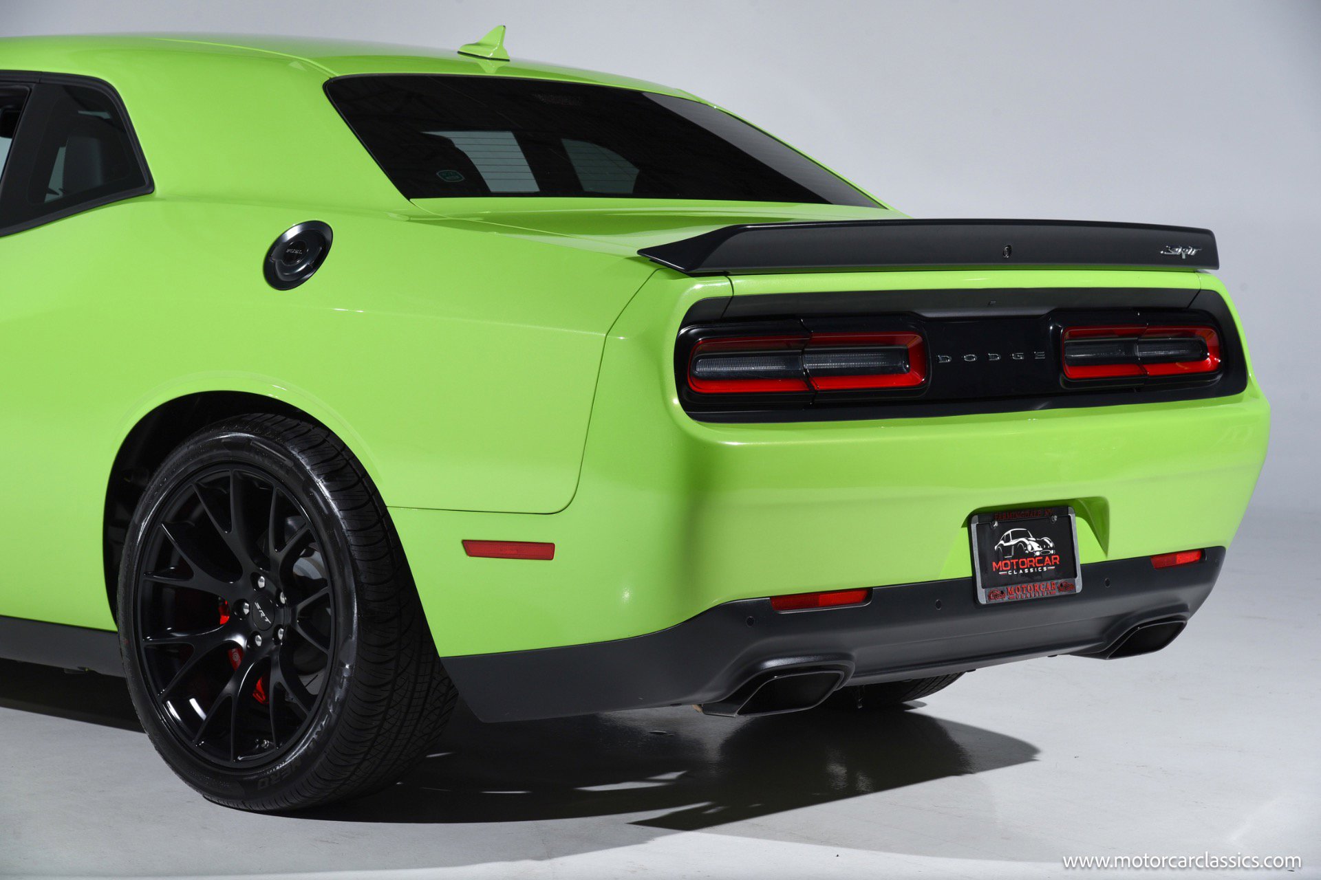 Used 2015 Dodge Challenger SRT Hellcat image 12