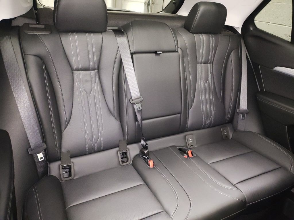 New 2026 Buick Envision Avenir image 11