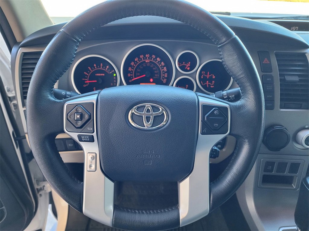 Used 2016 Toyota Sequoia SR5 image 18