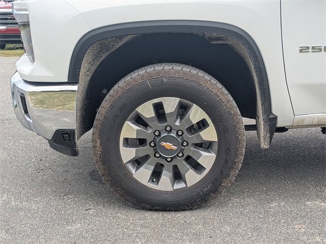 New 2026 Chevrolet Silverado 2500 LT image 12