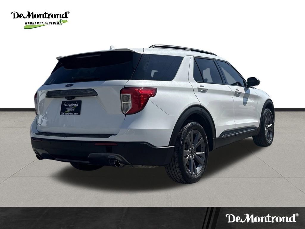 Certified 2023 Ford Explorer XLT w/ Equipment Group 202A image 5
