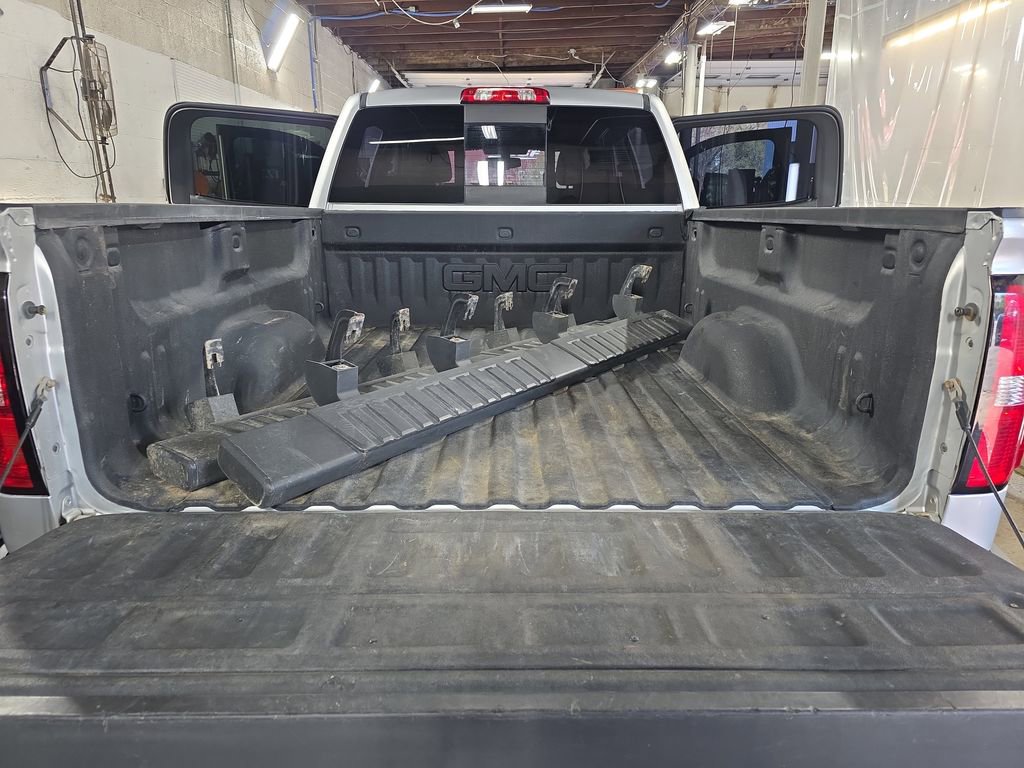 Used 2016 GMC Sierra 2500 SLT AWD/4WD image 12