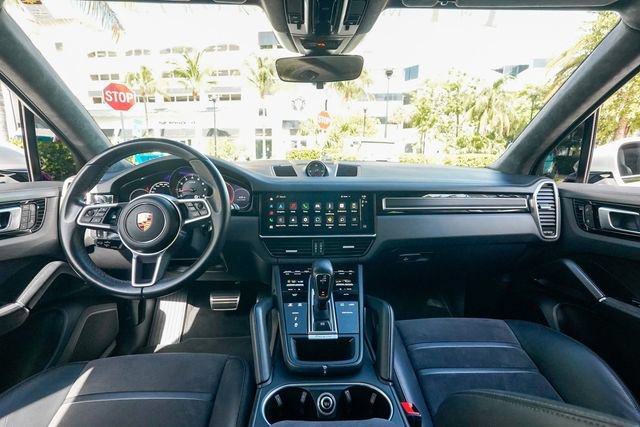 Used 2022 Porsche Cayenne GTS AWD/4WD image 86