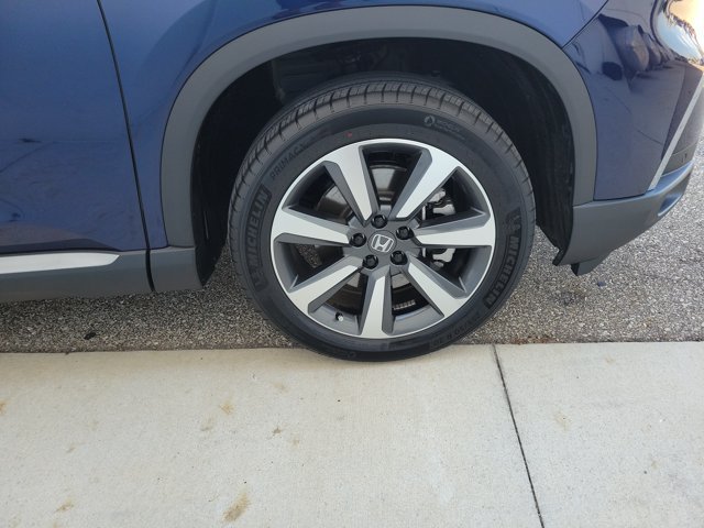 Used 2023 Honda Pilot Touring image 12