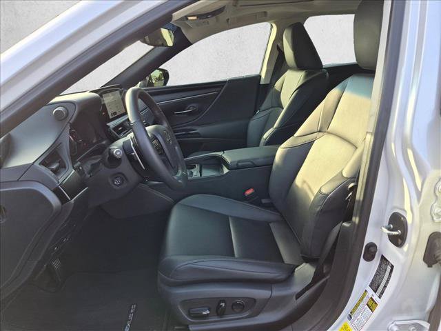 Used 2023 Lexus ES 350 w/ Premium Package FWD image 10