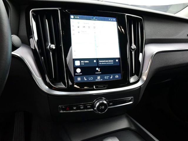 Used 2024 Volvo S60 B5 Core image 9