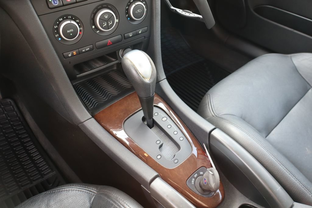 Used 2008 Saab 9-3 2.0T w/ Cold Weather Package image 22