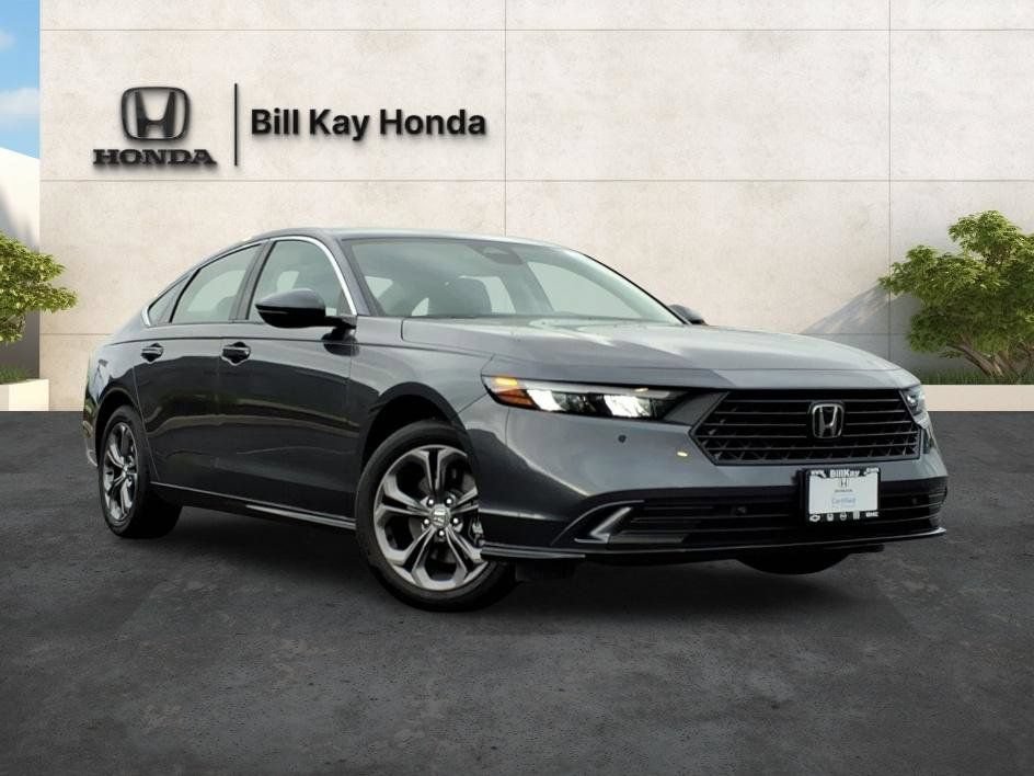 Certified 2025 Honda Accord EX-L image 1