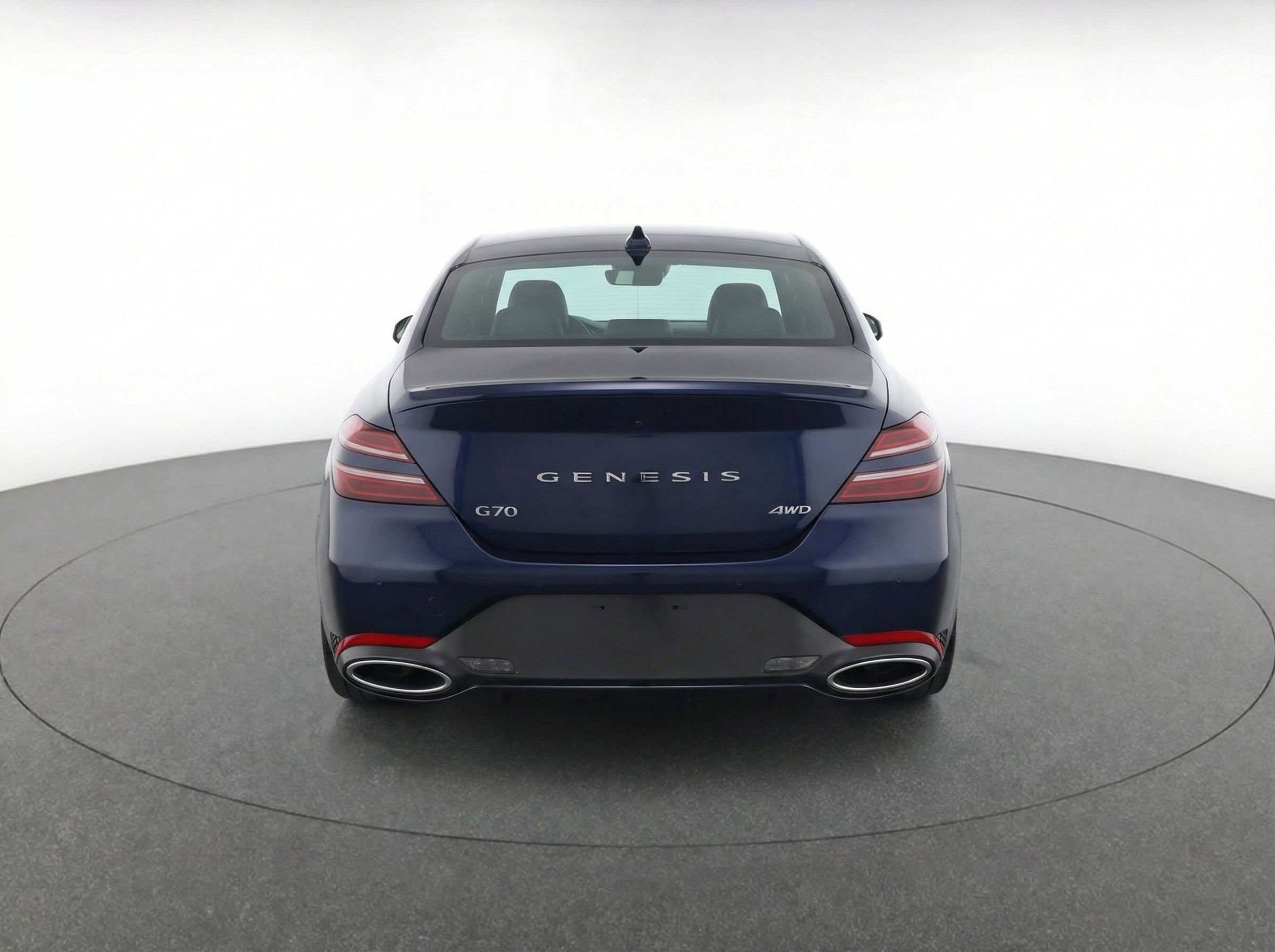 Used 2025 Genesis G70 2.5T image 7