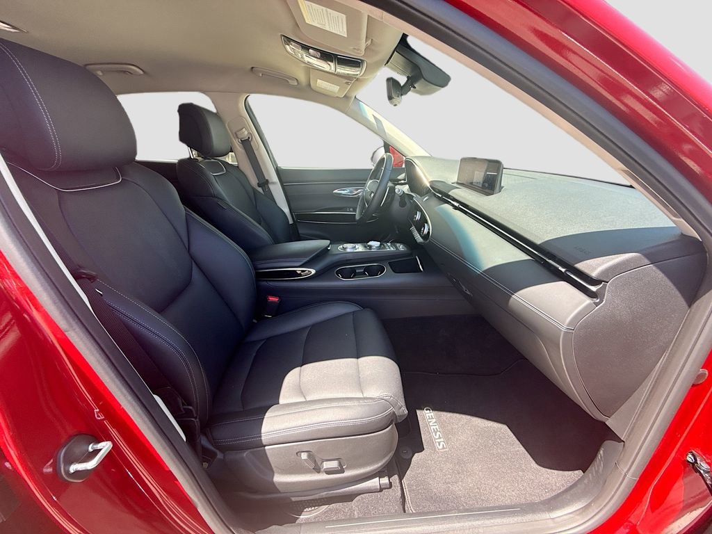 Used 2025 Genesis GV70 2.5T image 29