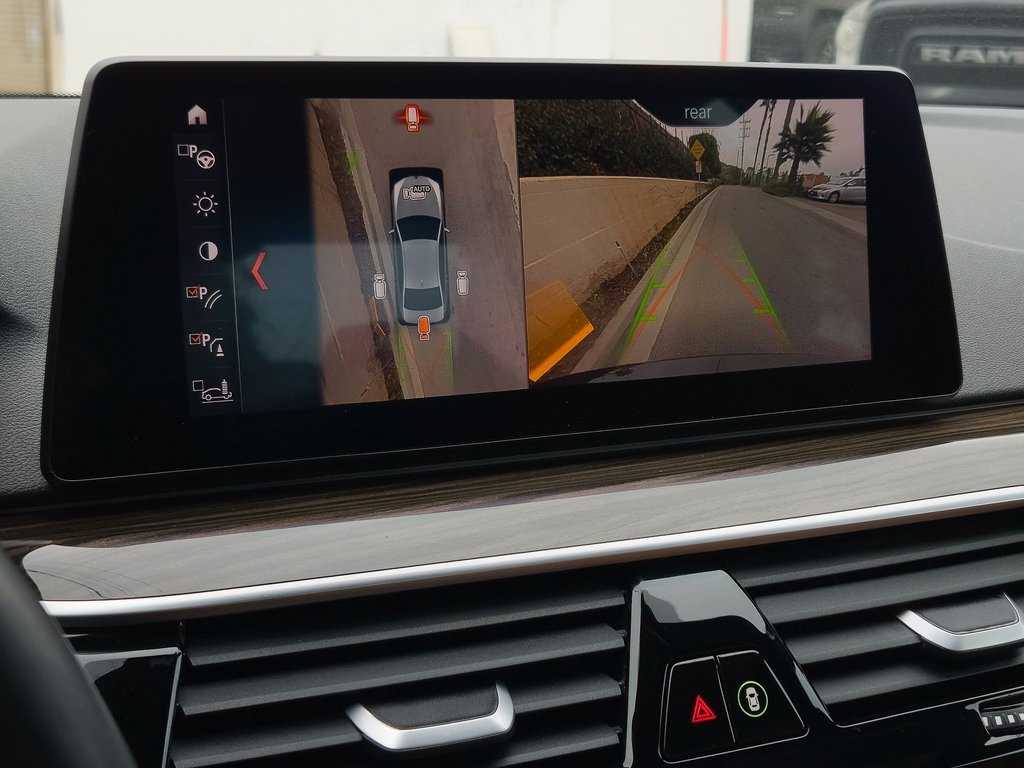 Used 2019 BMW 540i w/ Convenience Package image 17
