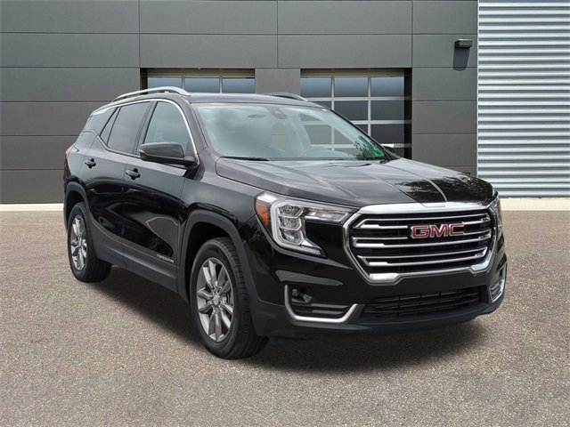 Used 2024 GMC Terrain SLT