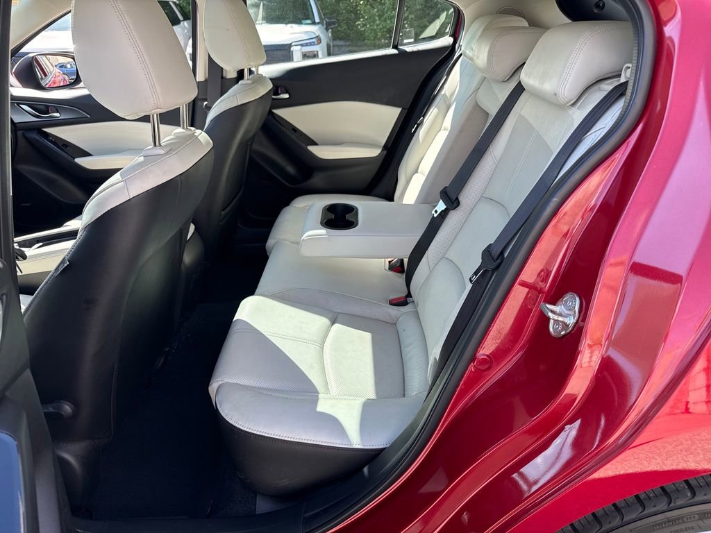 Used 2017 MAZDA MAZDA3 Grand Touring w/ Premium Equipment Package FWD image 28