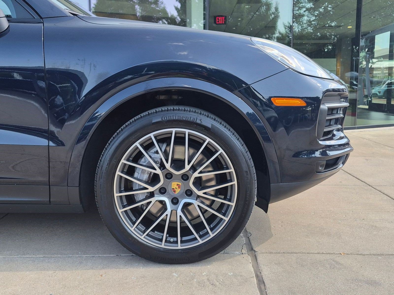 Certified 2023 Porsche Cayenne AWD/4WD image 11