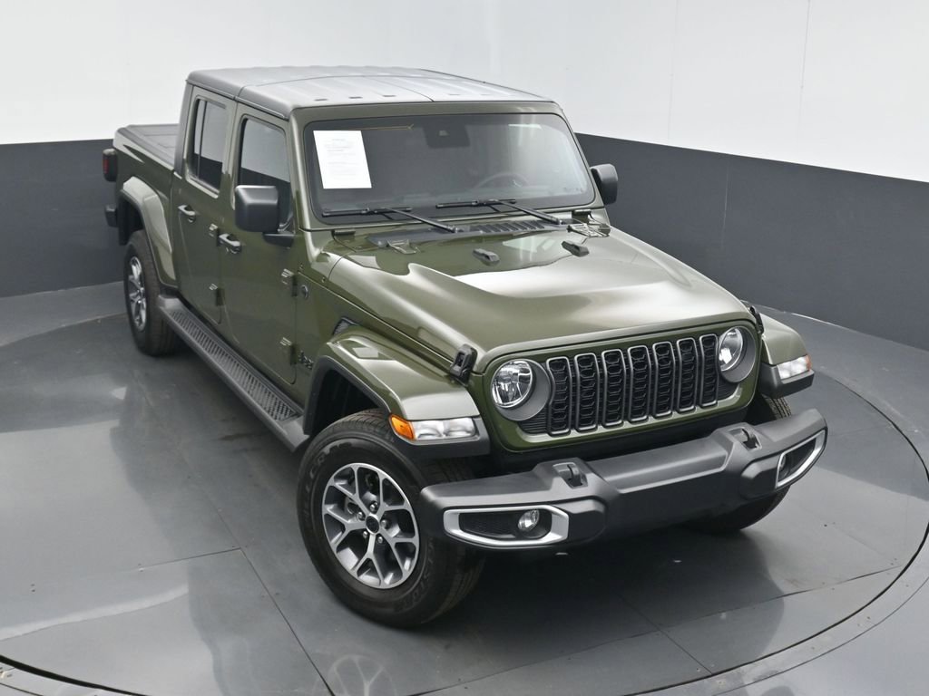 Certified 2024 Jeep Gladiator Sport image 37