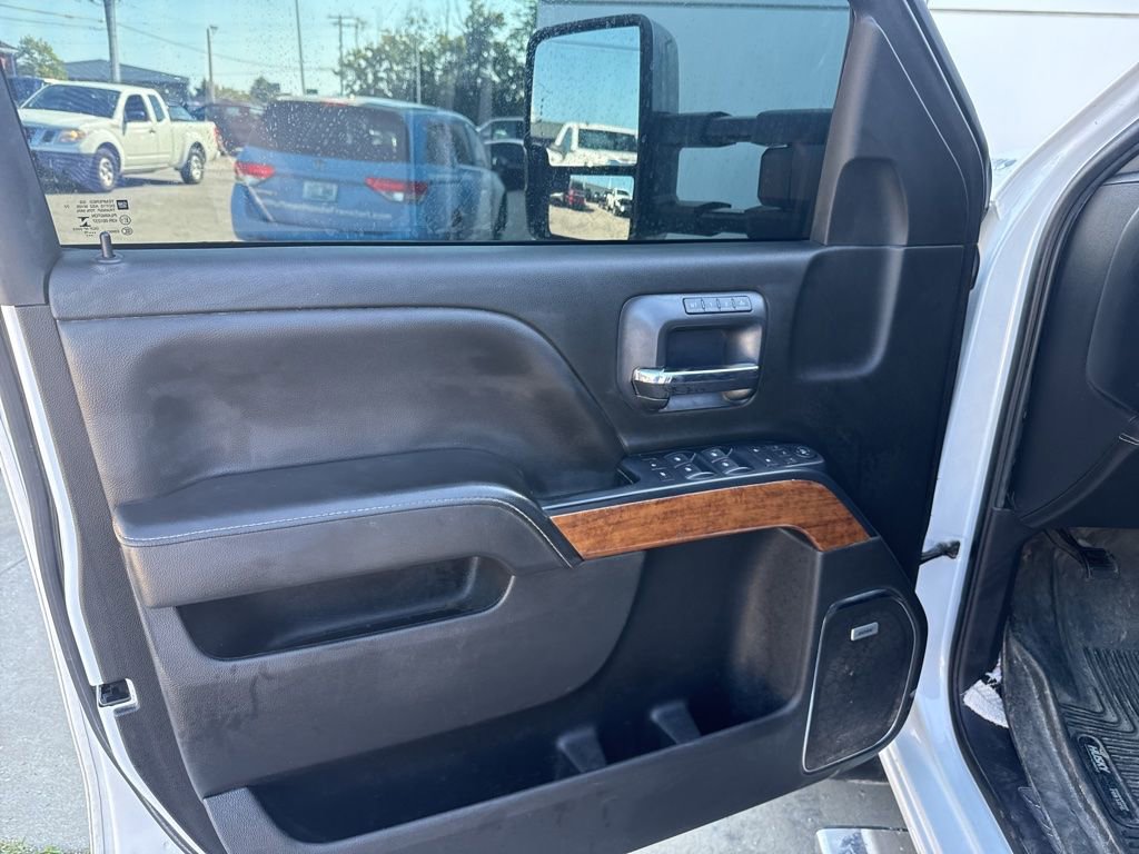 Used 2019 Chevrolet Silverado 3500 High Country w/ Duramax Plus Package AWD/4WD image 10