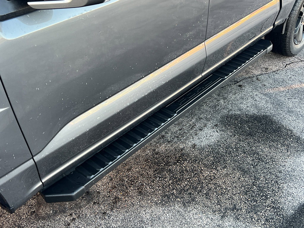 Used 2023 Ford F150 Lariat w/ Equipment Group 502A High image 10