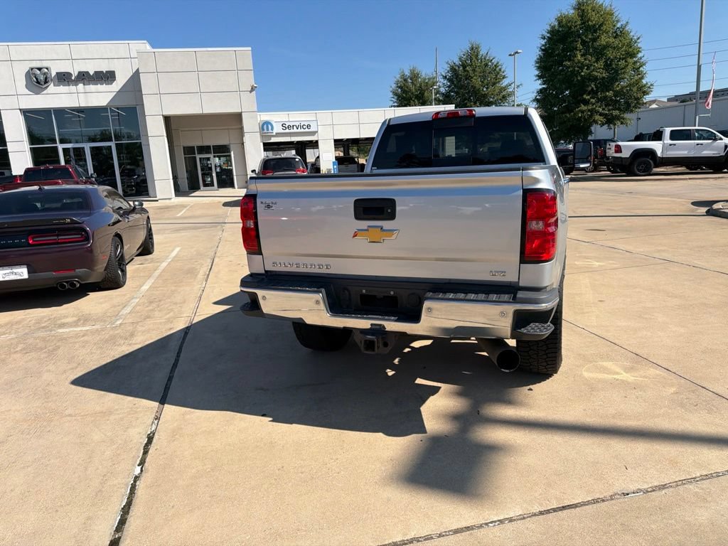 Used 2018 Chevrolet Silverado 2500 LTZ w/ Duramax Plus Package AWD/4WD image 14