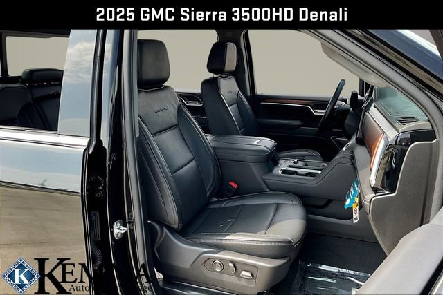 Used 2025 GMC Sierra 3500 Denali w/ Denali Reserve Package AWD/4WD image 36