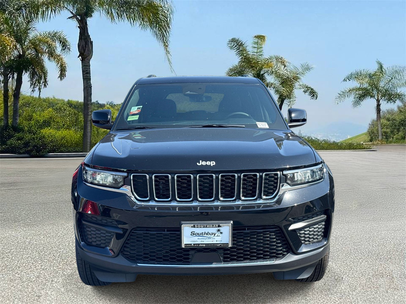 New 2026 Jeep Grand Cherokee Laredo X RWD image 2