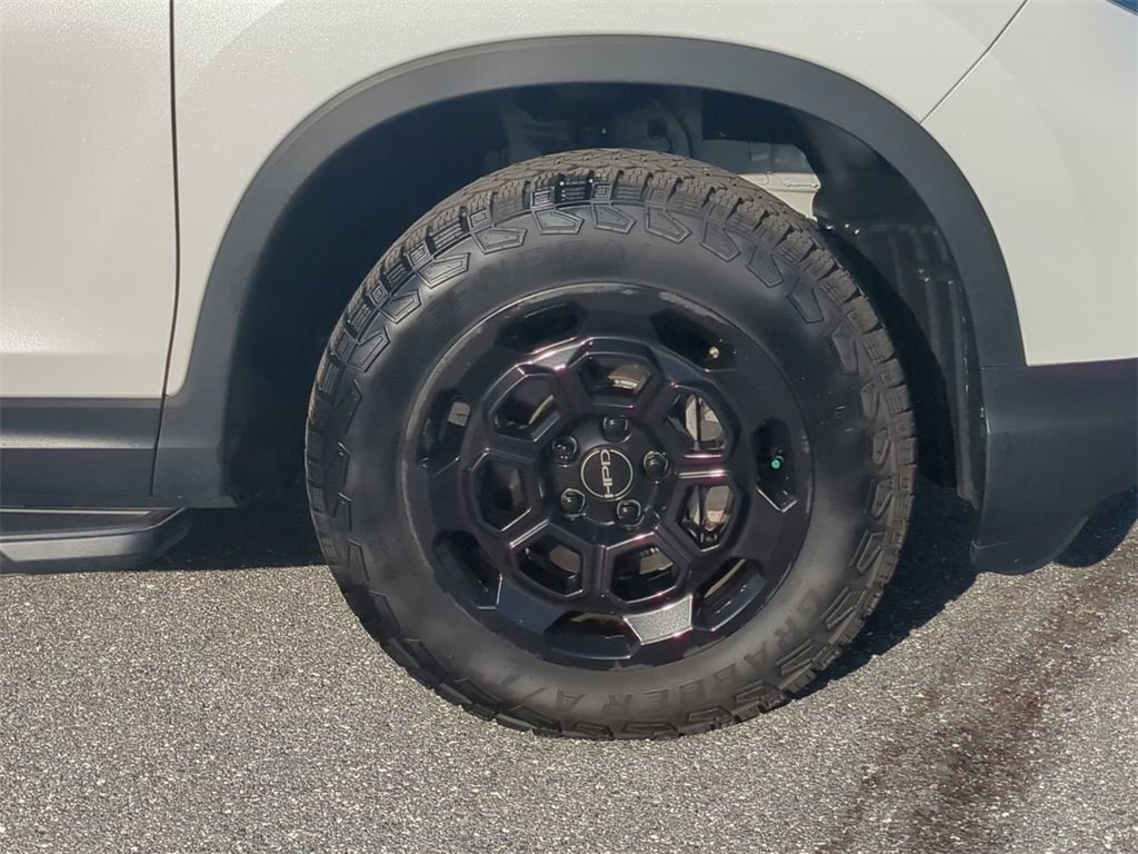 Certified 2025 Honda Ridgeline TrailSport+ image 10