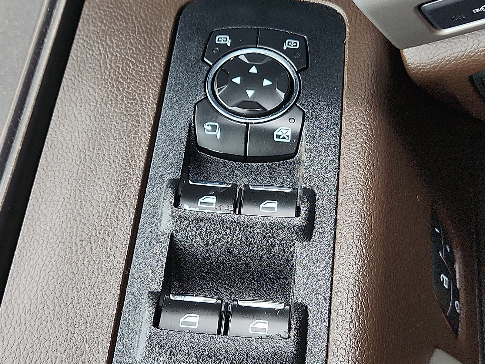 Used 2020 Ford F150 King Ranch w/ Equipment Group 601A Luxury RWD image 23