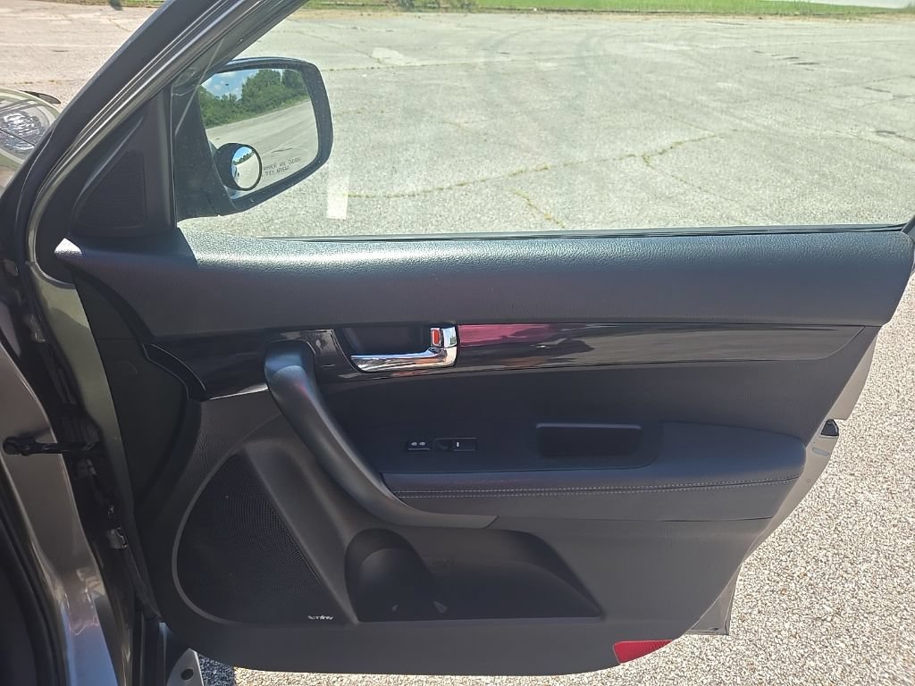 Used 2012 Kia Sorento SX w/ SX Premium Pkg FWD image 23