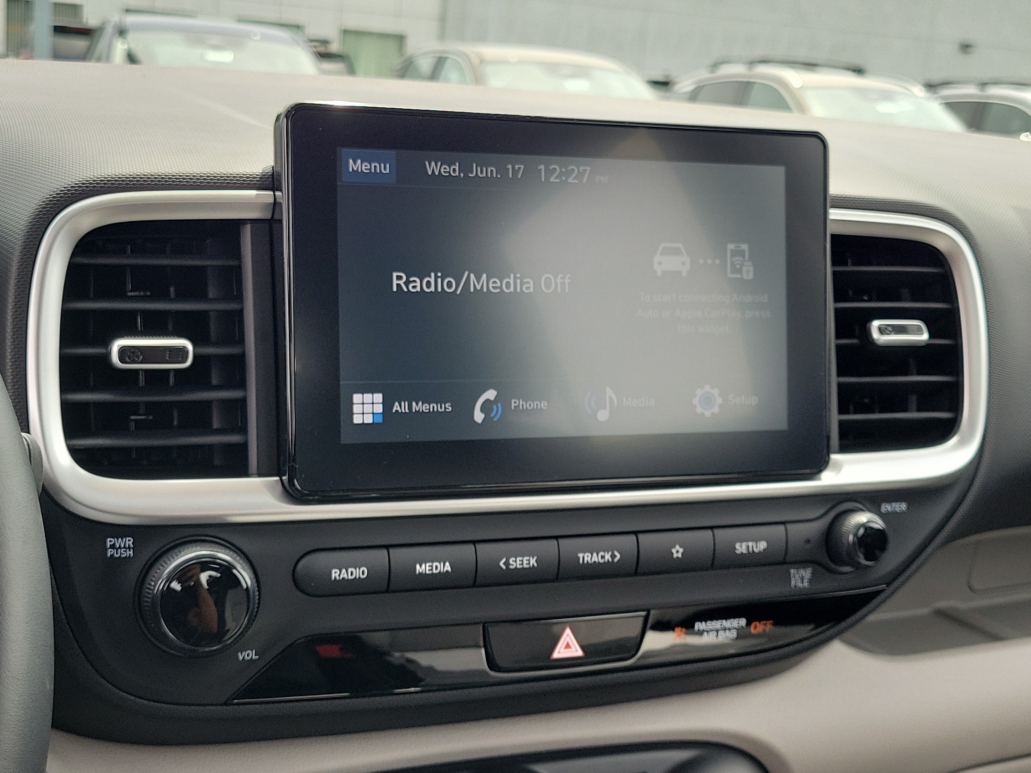 Used 2025 Hyundai Venue SEL FWD image 26