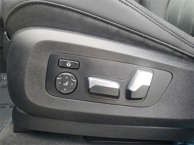 Used 2020 BMW X7 xDrive40i w/ Parking Assistance Package image 20