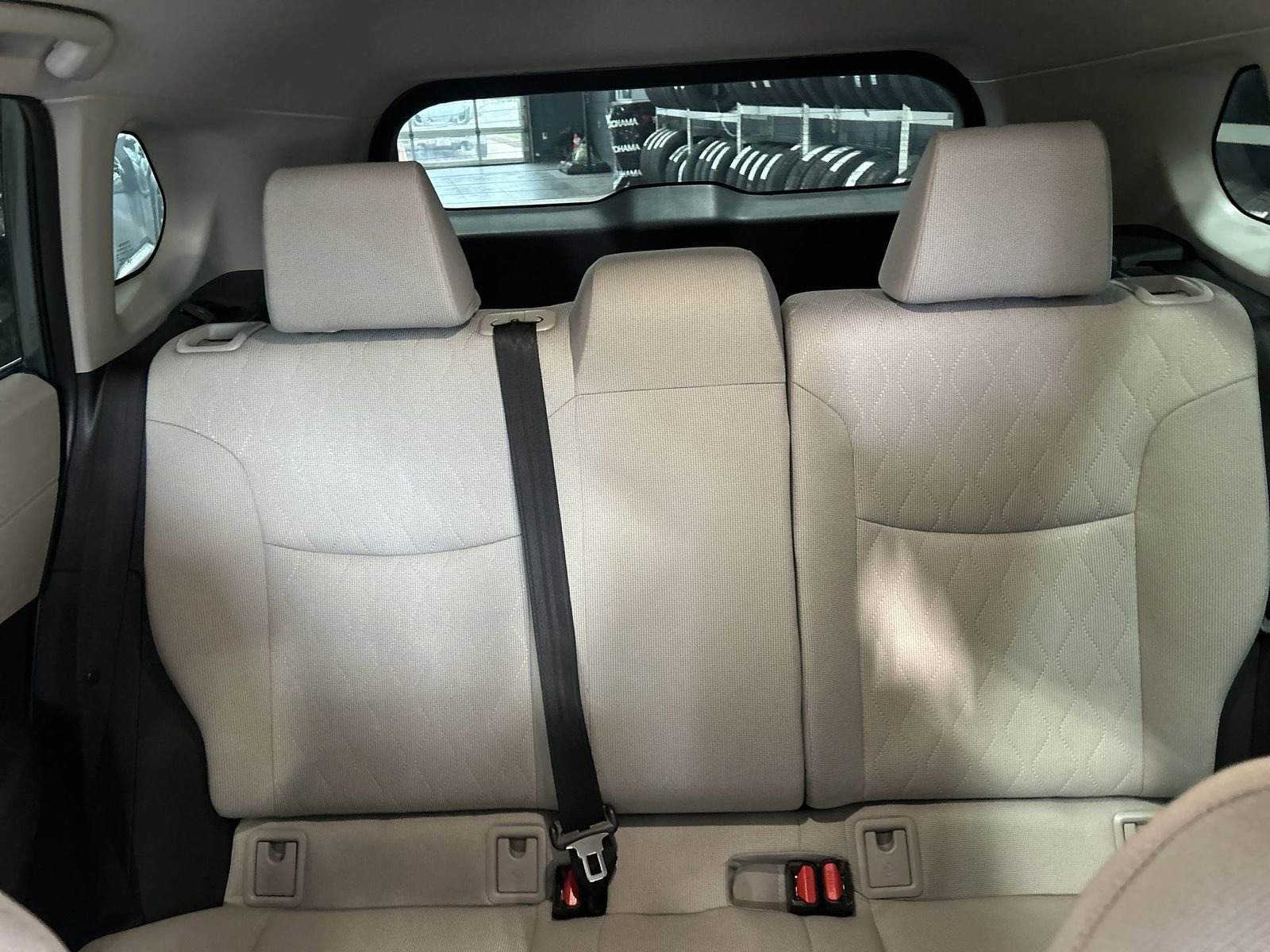 Used 2025 Toyota Corolla Cross L AWD/4WD image 25