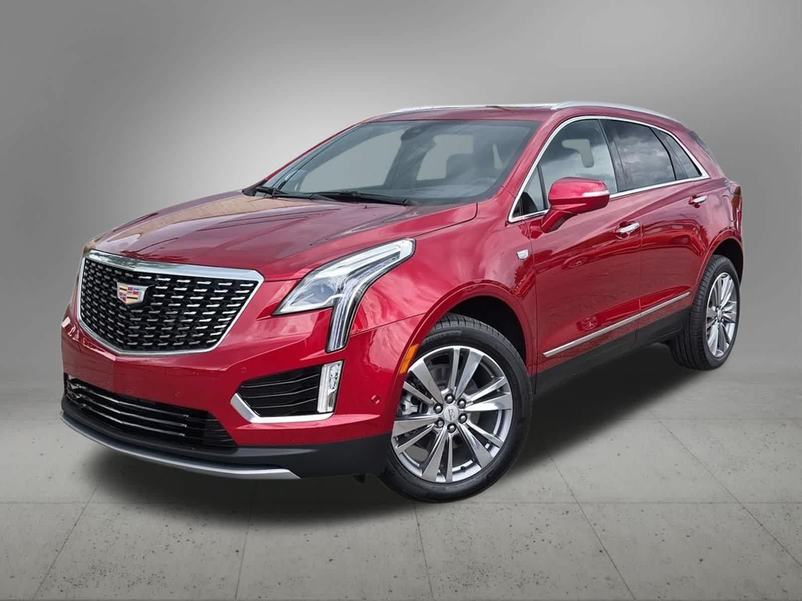 Used 2025 Cadillac XT5 Premium Luxury w/ Technology Package FWD image 1