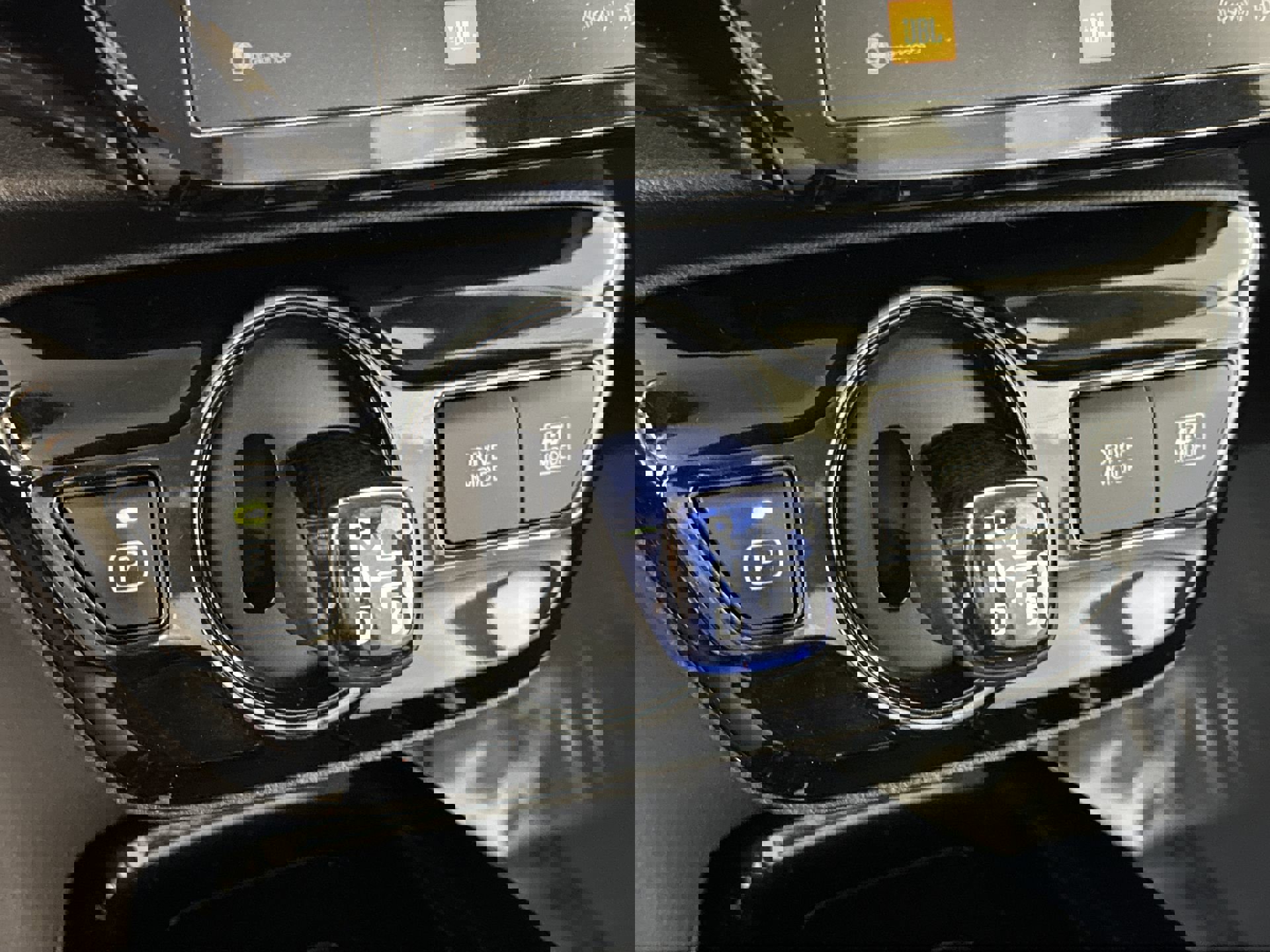 Used 2019 Toyota Prius Limited image 24