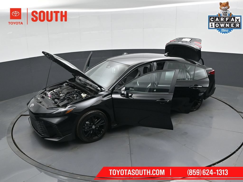 Used 2026 Toyota Camry SE FWD image 50