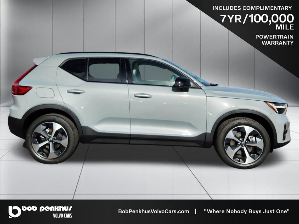 New 2026 Volvo XC40 B5 Plus w/ Protection Package Premier image 24