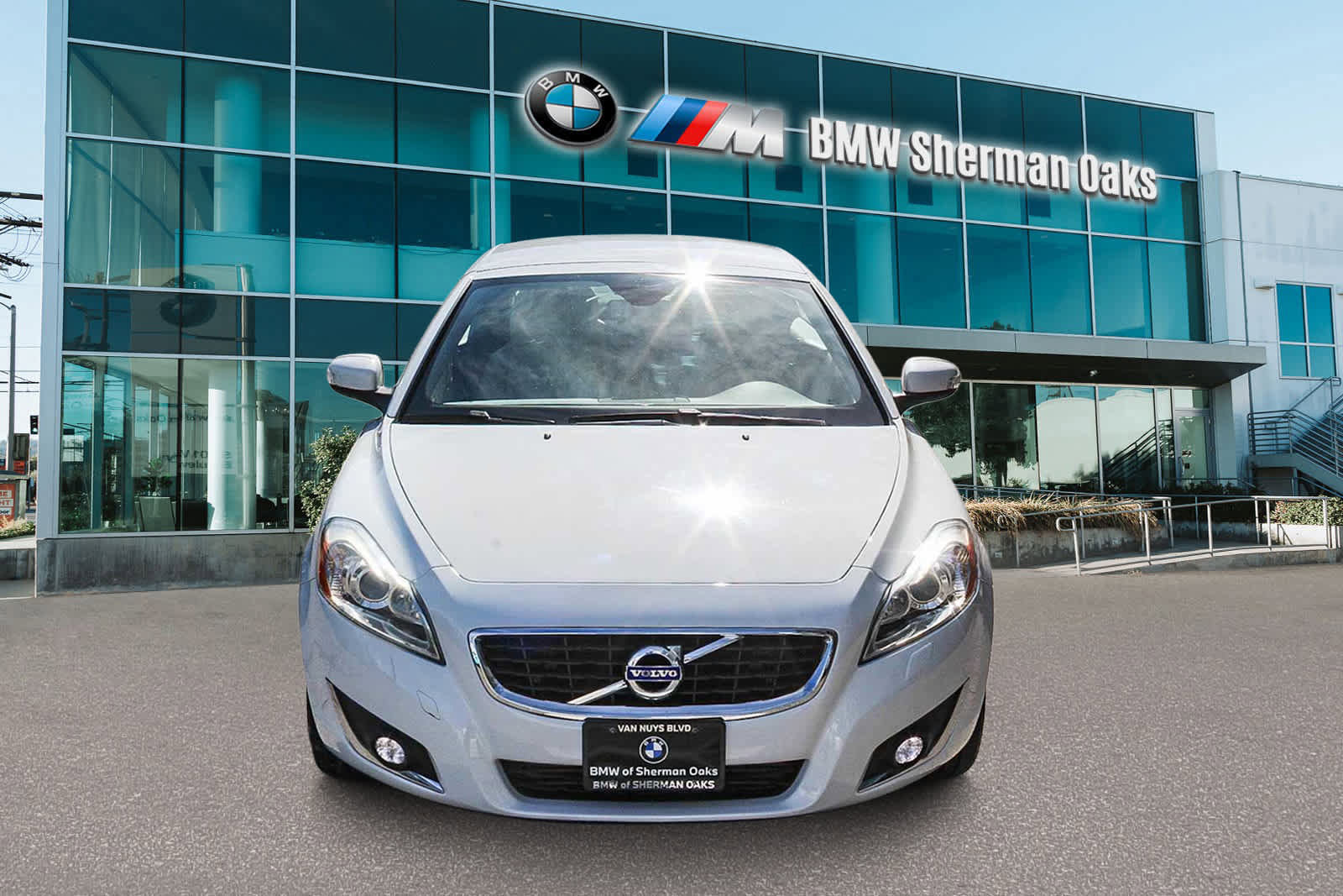 Used 2013 Volvo C70 T5 image 2