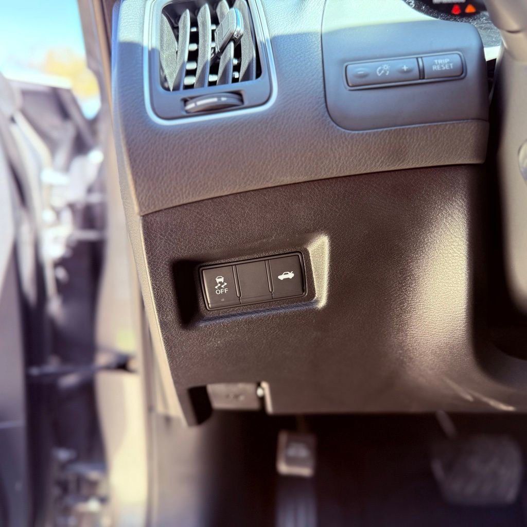 Certified 2022 INFINITI Q50 Sensory image 21