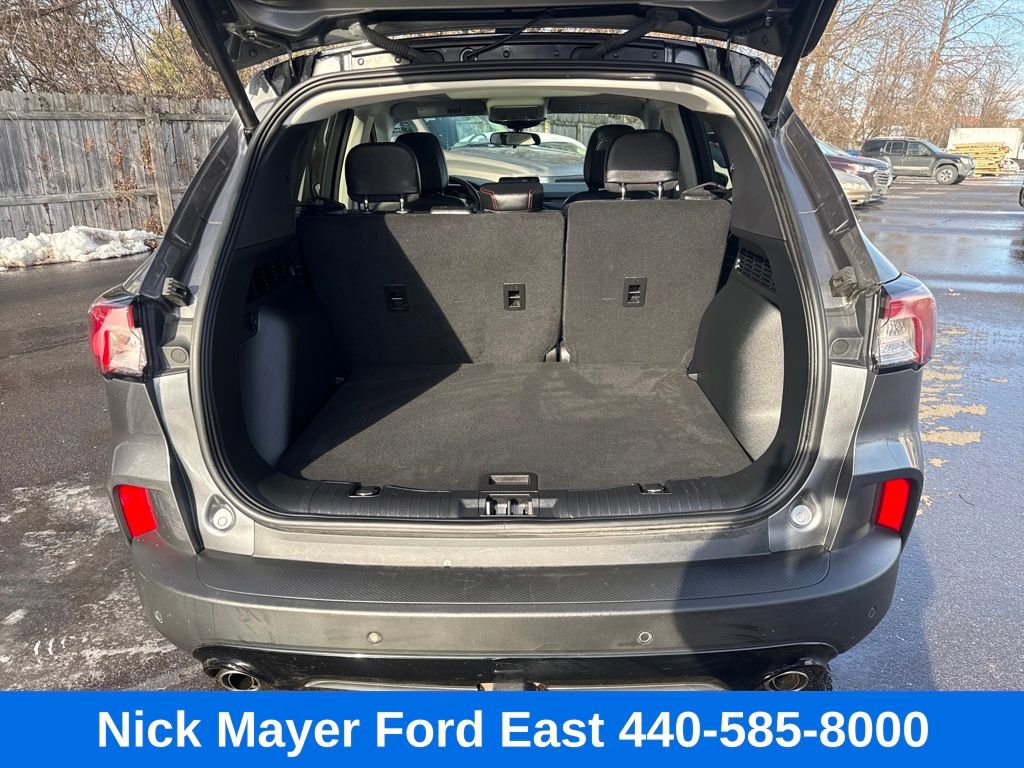Used 2022 Ford Escape SEL w/ SEL Stealth AWD Package image 15