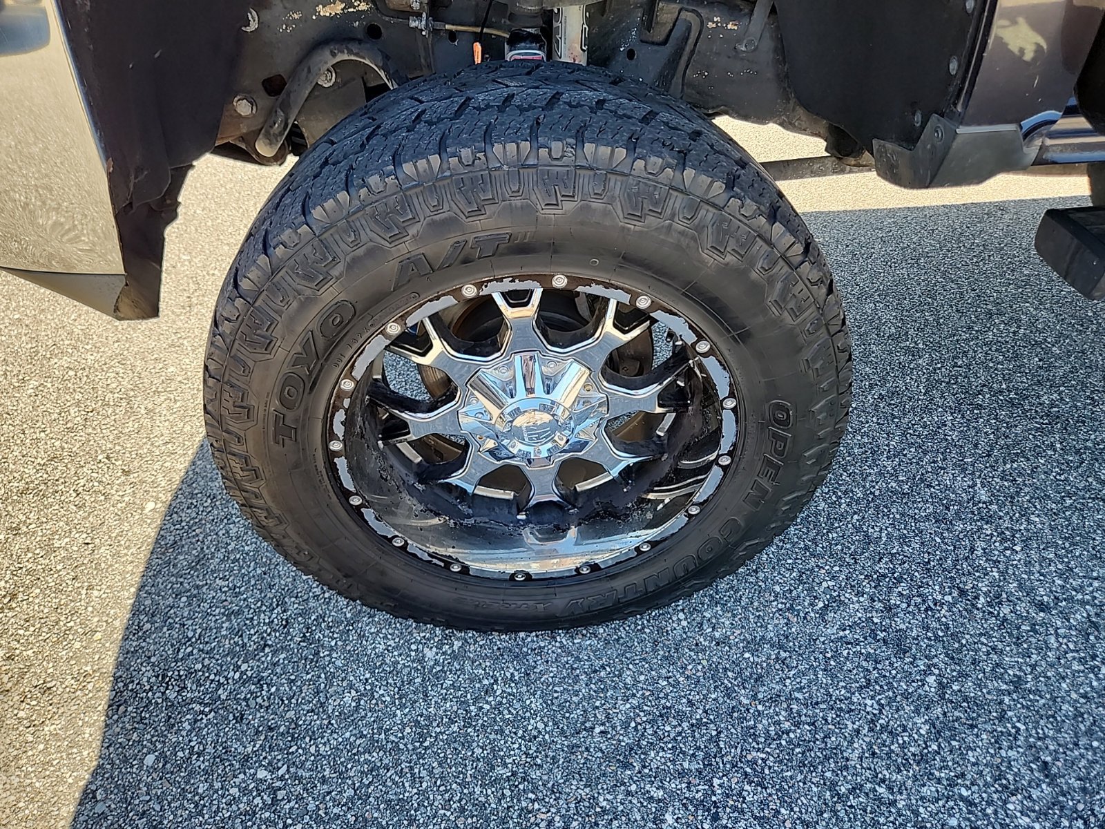 Used 2015 Chevrolet Silverado 2500 LTZ w/ Duramax Plus Package AWD/4WD image 10