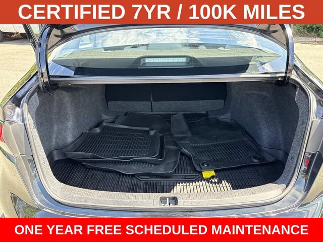 Used 2026 Toyota Corolla LE FWD image 12